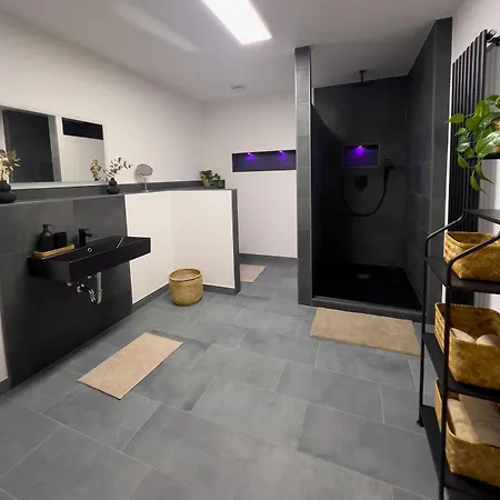 Apartmán Stilvoll-fewo Mit Garten *