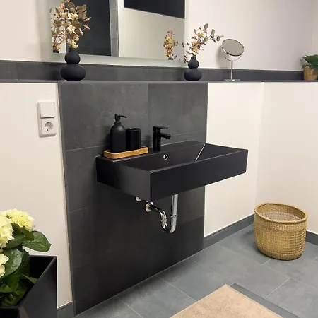 Stilvoll-fewo Mit Garten Apartmán Spremberg