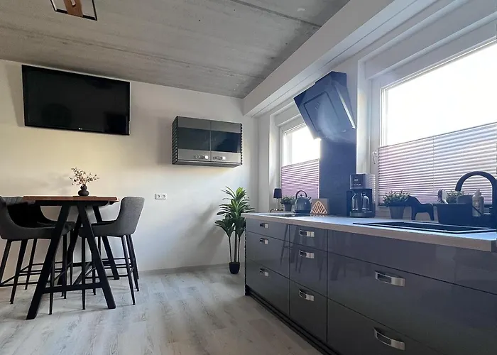 Stilvoll-fewo Mit Garten