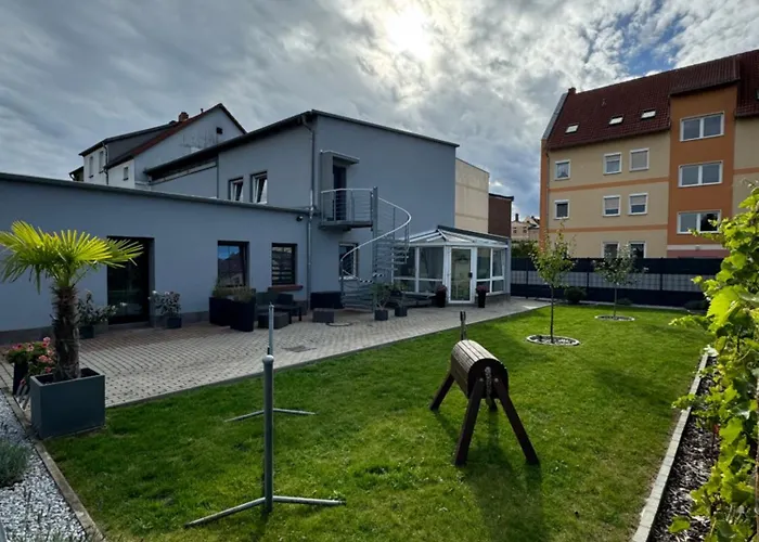 Stilvoll-fewo Mit Garten * Spremberg